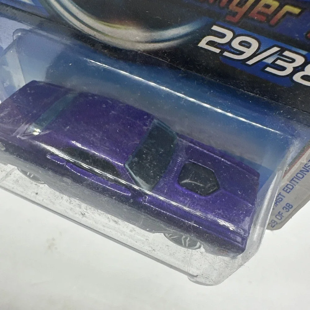 Hot Wheels please see